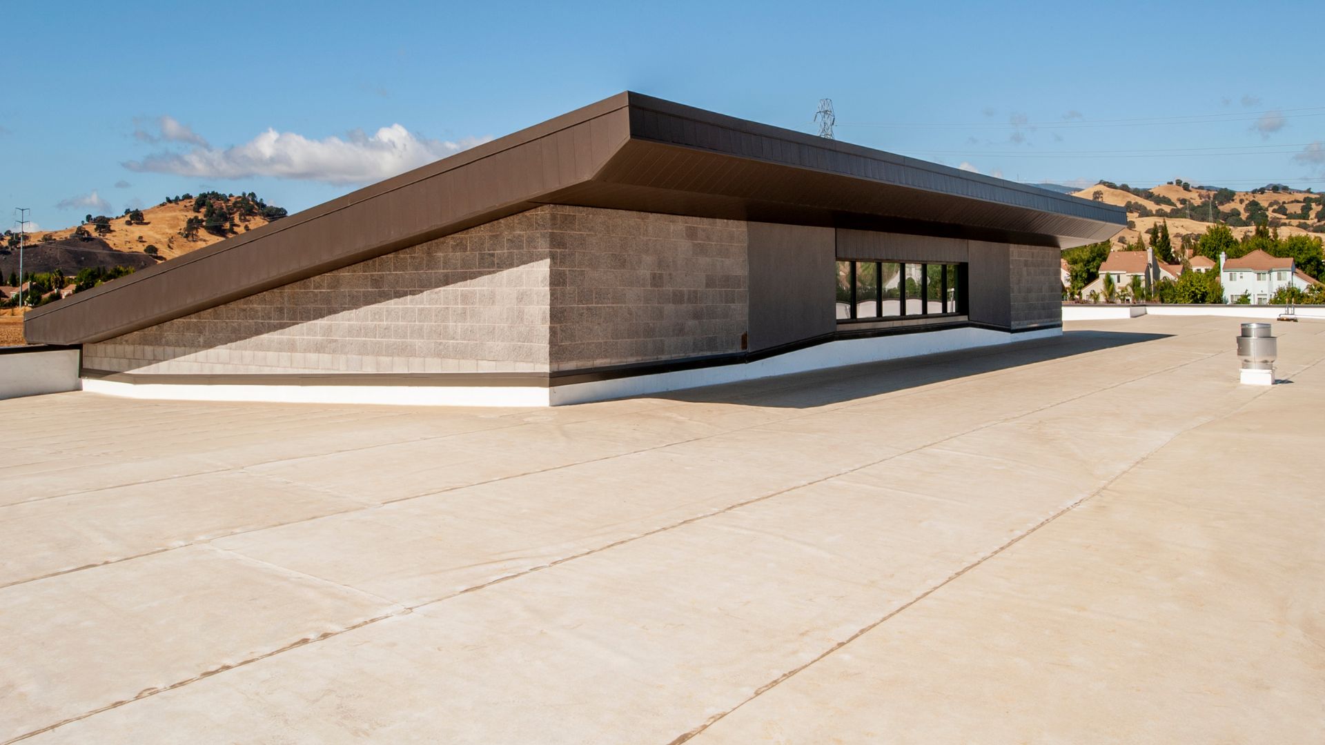 Metairie, LA	
Commercial Roofing
	